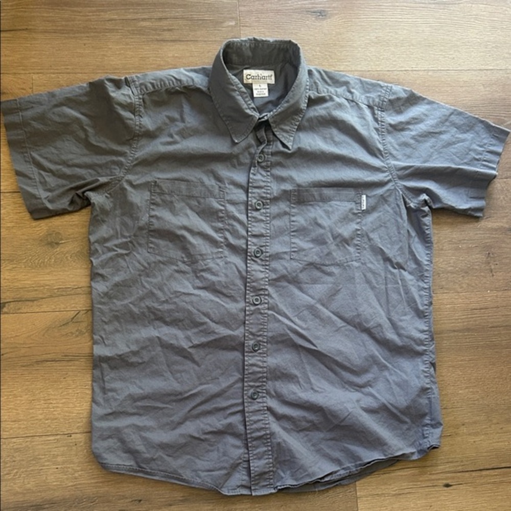 Carhartt Short-Sleeve Button-Down Shirt in Gray !! Large